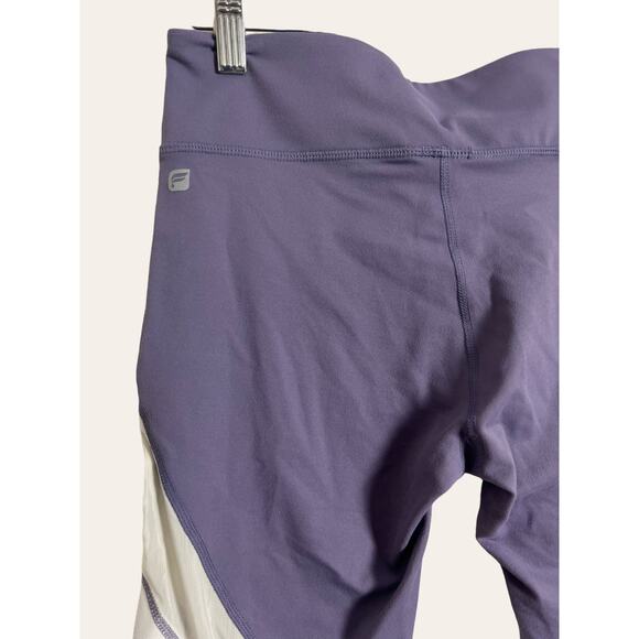 Fabletics Purple & White Salar POWERHOLD Capri Leggings Size S - Picture 6 of 8